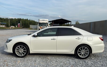 Toyota Camry, 2017 год, 2 290 000 рублей, 2 фотография
