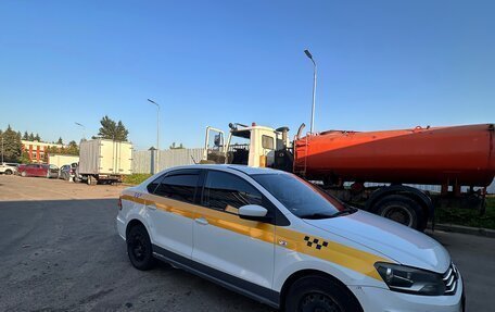 Volkswagen Polo VI (EU Market), 2017 год, 530 000 рублей, 3 фотография