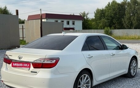Toyota Camry, 2017 год, 2 290 000 рублей, 5 фотография