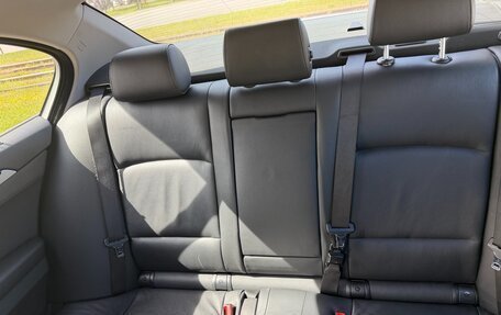 BMW 5 серия, 2012 год, 1 550 000 рублей, 18 фотография