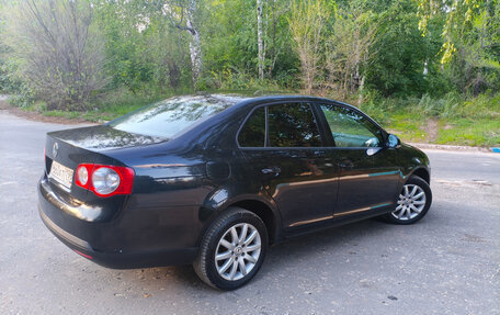 Volkswagen Jetta VI, 2010 год, 515 000 рублей, 3 фотография