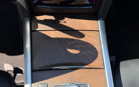 Mercedes-Benz E-Класс, 2013 год, 2 100 000 рублей, 21 фотография