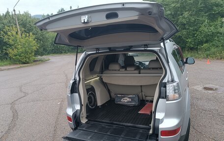 Mitsubishi Outlander III рестайлинг 3, 2008 год, 1 300 000 рублей, 7 фотография