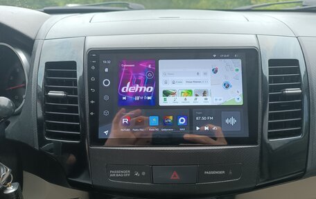 Mitsubishi Outlander III рестайлинг 3, 2008 год, 1 300 000 рублей, 32 фотография