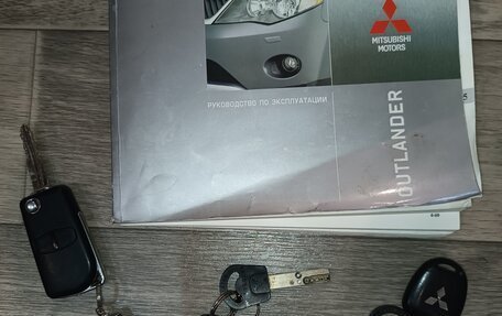 Mitsubishi Outlander III рестайлинг 3, 2008 год, 1 300 000 рублей, 39 фотография