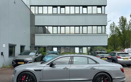 Bentley Flying Spur, 2024 год, 27 490 000 рублей, 2 фотография