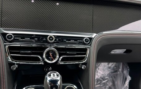Bentley Flying Spur, 2024 год, 27 490 000 рублей, 24 фотография