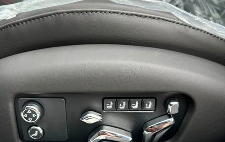Bentley Flying Spur, 2024 год, 27 490 000 рублей, 21 фотография