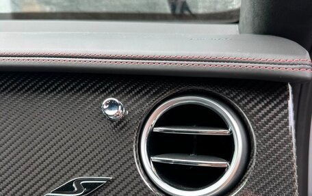 Bentley Flying Spur, 2024 год, 27 490 000 рублей, 29 фотография