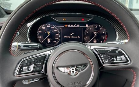 Bentley Flying Spur, 2024 год, 27 490 000 рублей, 32 фотография