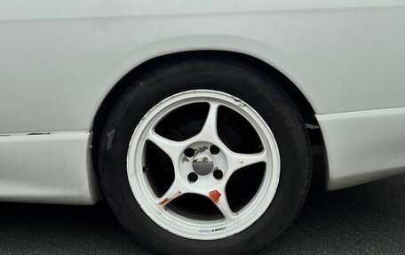 Nissan Skyline, 1993 год, 1 000 000 рублей, 20 фотография