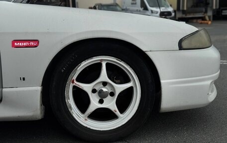 Nissan Skyline, 1993 год, 1 000 000 рублей, 23 фотография