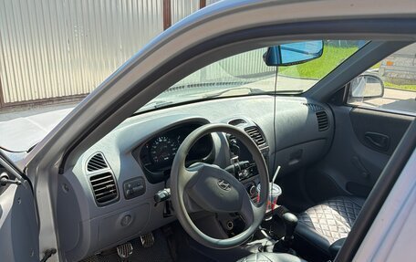 Hyundai Accent II, 2004 год, 200 000 рублей, 5 фотография