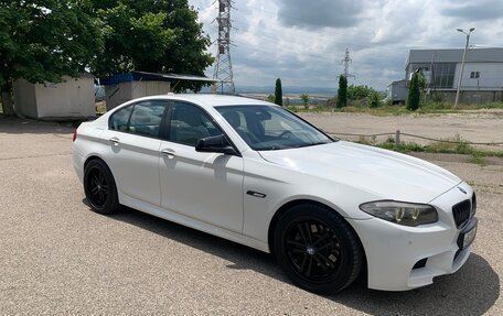 BMW 5 серия, 2013 год, 1 550 000 рублей, 3 фотография