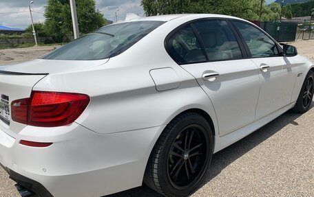 BMW 5 серия, 2013 год, 1 550 000 рублей, 11 фотография