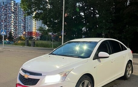 Chevrolet Cruze II, 2013 год, 450 000 рублей, 5 фотография