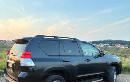 Toyota Land Cruiser Prado 150 рестайлинг 2, 2013 год, 2 500 000 рублей, 2 фотография