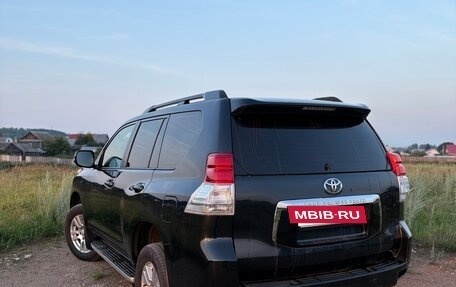 Toyota Land Cruiser Prado 150 рестайлинг 2, 2013 год, 2 500 000 рублей, 5 фотография