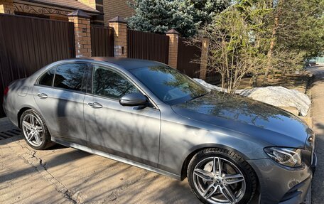 Mercedes-Benz E-Класс, 2018 год, 4 000 000 рублей, 4 фотография
