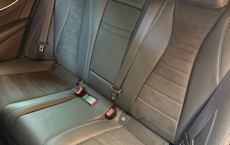 Mercedes-Benz E-Класс, 2018 год, 4 000 000 рублей, 22 фотография