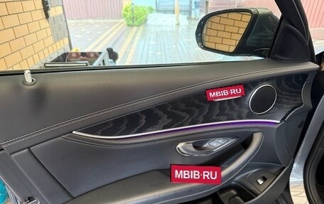 Mercedes-Benz E-Класс, 2018 год, 4 000 000 рублей, 25 фотография