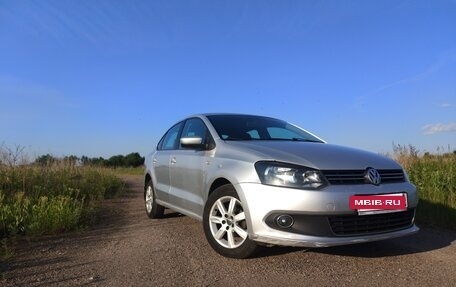 Volkswagen Polo VI (EU Market), 2014 год, 800 000 рублей, 4 фотография