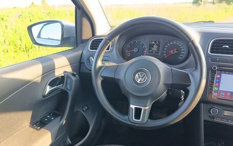 Volkswagen Polo VI (EU Market), 2014 год, 800 000 рублей, 10 фотография