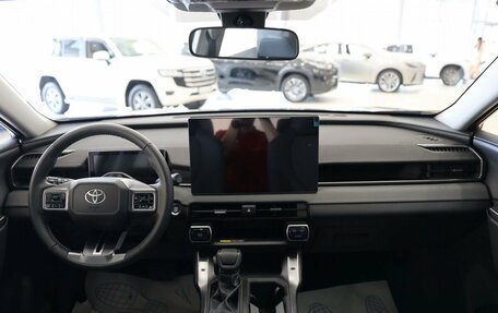 Toyota RAV4, 2026 год, 4 350 000 рублей, 14 фотография