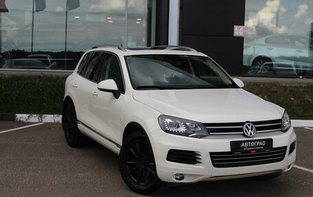 Volkswagen Touareg III, 2011 год, 1 720 000 рублей, 3 фотография