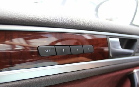 Volkswagen Touareg III, 2011 год, 1 720 000 рублей, 12 фотография