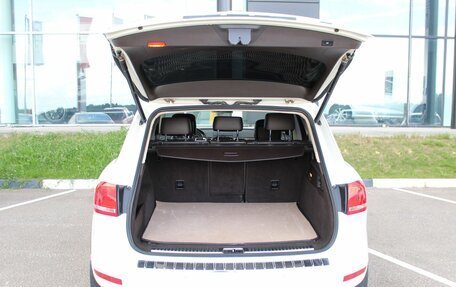 Volkswagen Touareg III, 2011 год, 1 720 000 рублей, 16 фотография