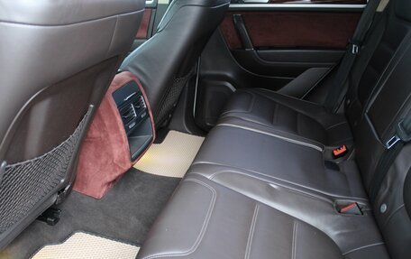 Volkswagen Touareg III, 2011 год, 1 720 000 рублей, 14 фотография