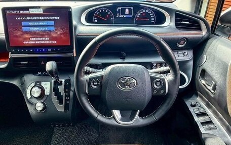 Toyota Sienta II, 2022 год, 1 087 000 рублей, 11 фотография