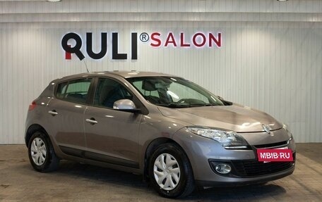 Renault Megane III, 2013 год, 905 000 рублей, 3 фотография