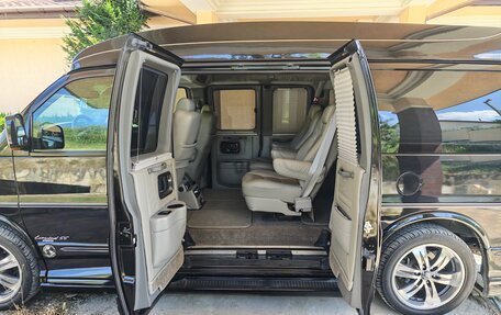 GMC Savana I, 2008 год, 2 800 000 рублей, 15 фотография