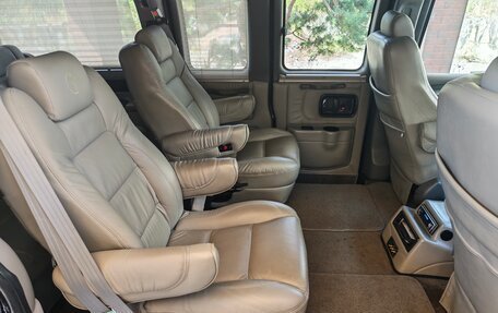 GMC Savana I, 2008 год, 2 800 000 рублей, 24 фотография