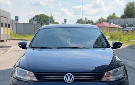 Volkswagen Jetta VI, 2011 год, 820 000 рублей, 4 фотография