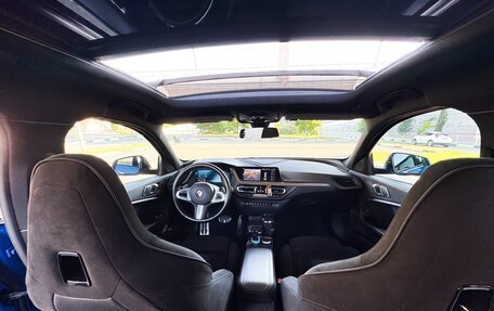 BMW 1 серия, 2019 год, 3 170 000 рублей, 7 фотография
