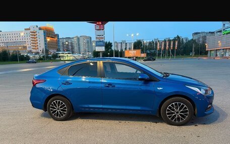 Hyundai Solaris II рестайлинг, 2018 год, 980 000 рублей, 2 фотография