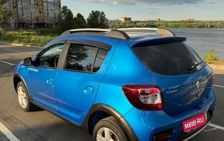 Renault Sandero II рестайлинг, 2016 год, 999 000 рублей, 18 фотография
