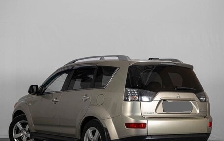 Mitsubishi Outlander III рестайлинг 3, 2008 год, 950 000 рублей, 5 фотография