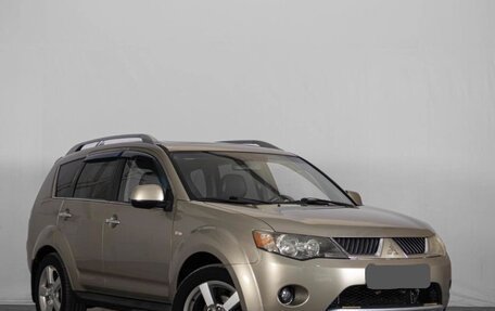 Mitsubishi Outlander III рестайлинг 3, 2008 год, 950 000 рублей, 4 фотография