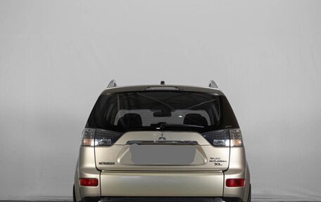 Mitsubishi Outlander III рестайлинг 3, 2008 год, 950 000 рублей, 3 фотография