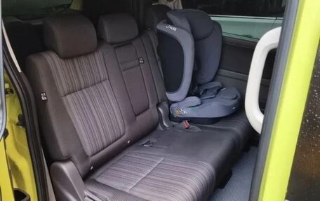 Honda Freed II, 2018 год, 1 700 000 рублей, 3 фотография