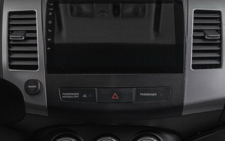 Mitsubishi Outlander III рестайлинг 3, 2008 год, 950 000 рублей, 10 фотография