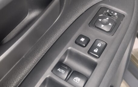 Mitsubishi Outlander III рестайлинг 3, 2015 год, 1 770 000 рублей, 25 фотография