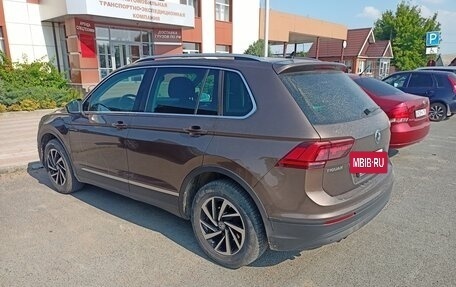 Volkswagen Tiguan II, 2018 год, 2 560 000 рублей, 5 фотография