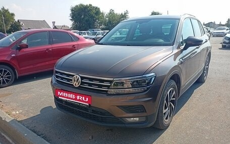 Volkswagen Tiguan II, 2018 год, 2 560 000 рублей, 4 фотография