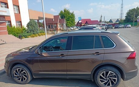 Volkswagen Tiguan II, 2018 год, 2 560 000 рублей, 7 фотография