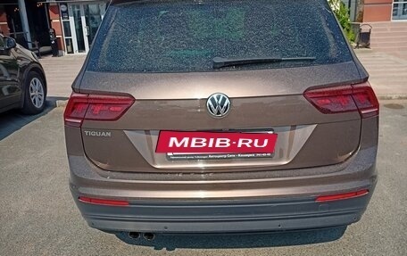 Volkswagen Tiguan II, 2018 год, 2 560 000 рублей, 8 фотография